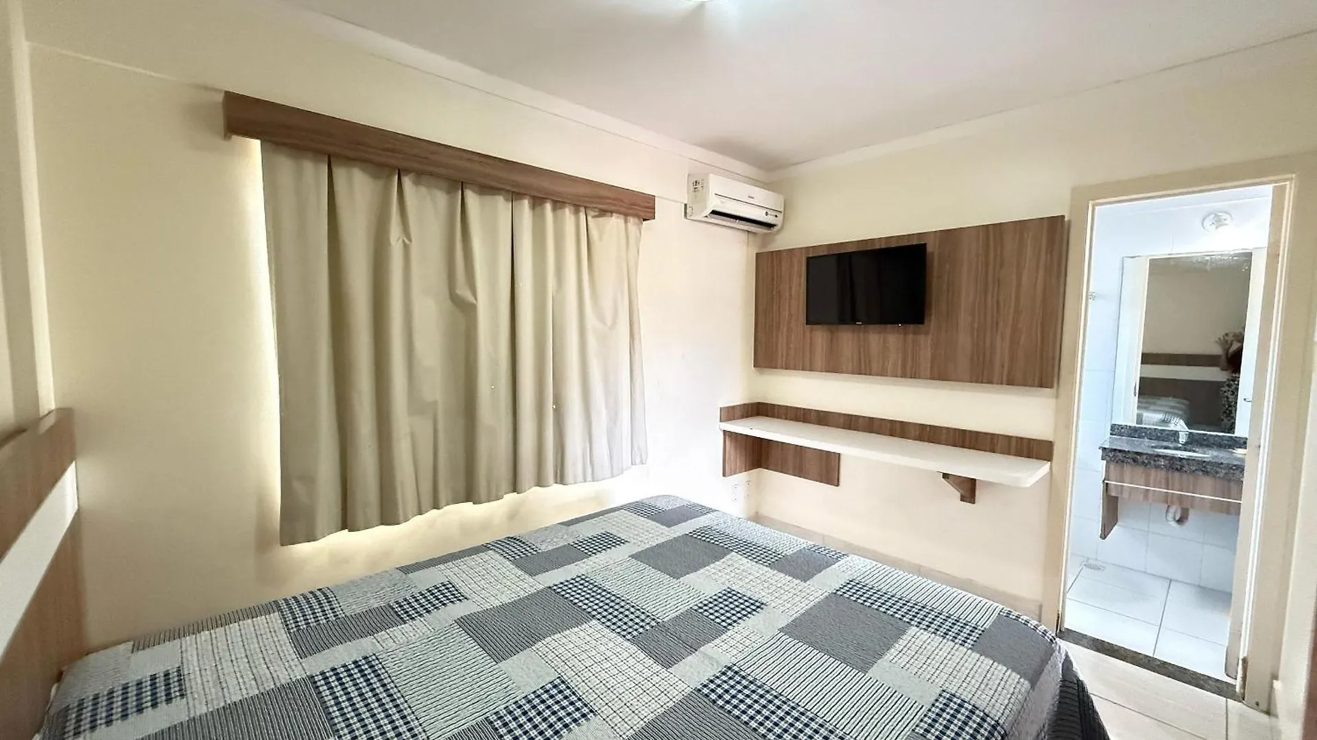 Lacqua Diroma IV Caldas Novas Apartment